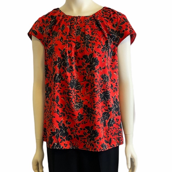 Anne Klein Tops - ANNE KLEIN Red Black Floral Cap Sleeve Top - L